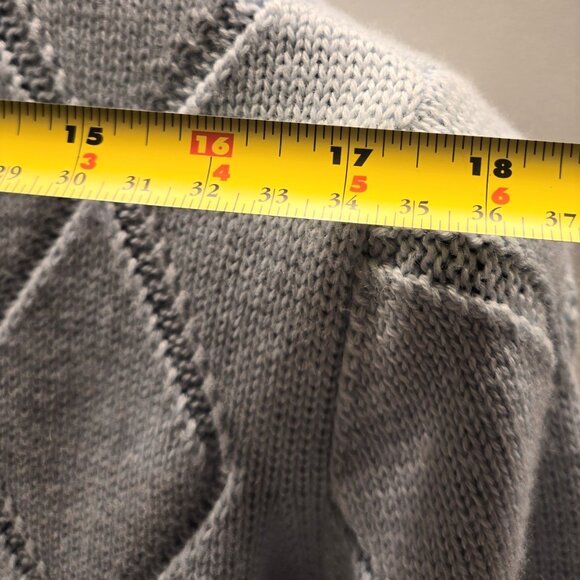 Light blue OLSEN spring sweater  size medium (colours in photo are deceiving) - Picture 8 of 13